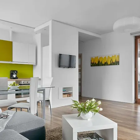 Irs Royal Apartments Apartamenty Irs Nadmorski Dwor Gdansk Exterior photo